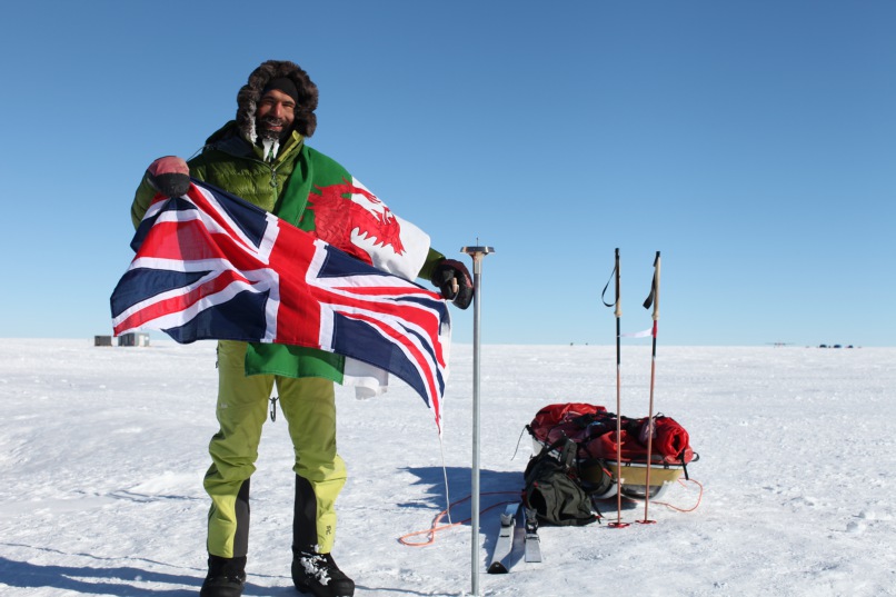 At_Geographical_South_Pole_2014.jpg